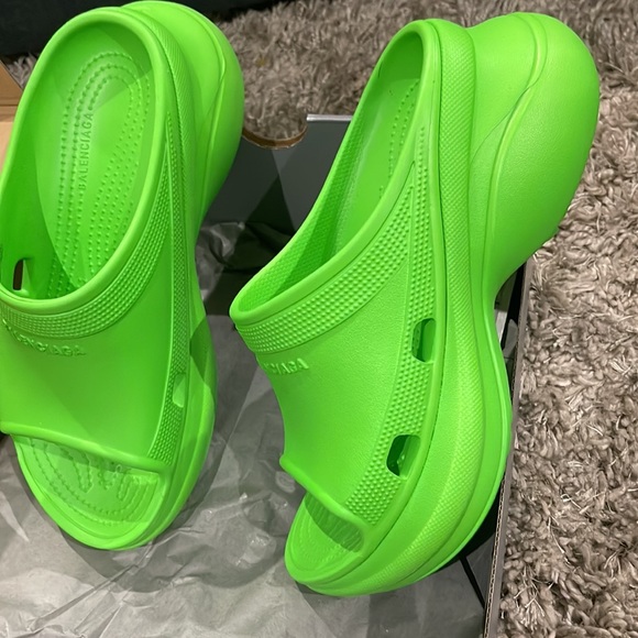 Balenciaga croc platforms - Picture 2 of 9